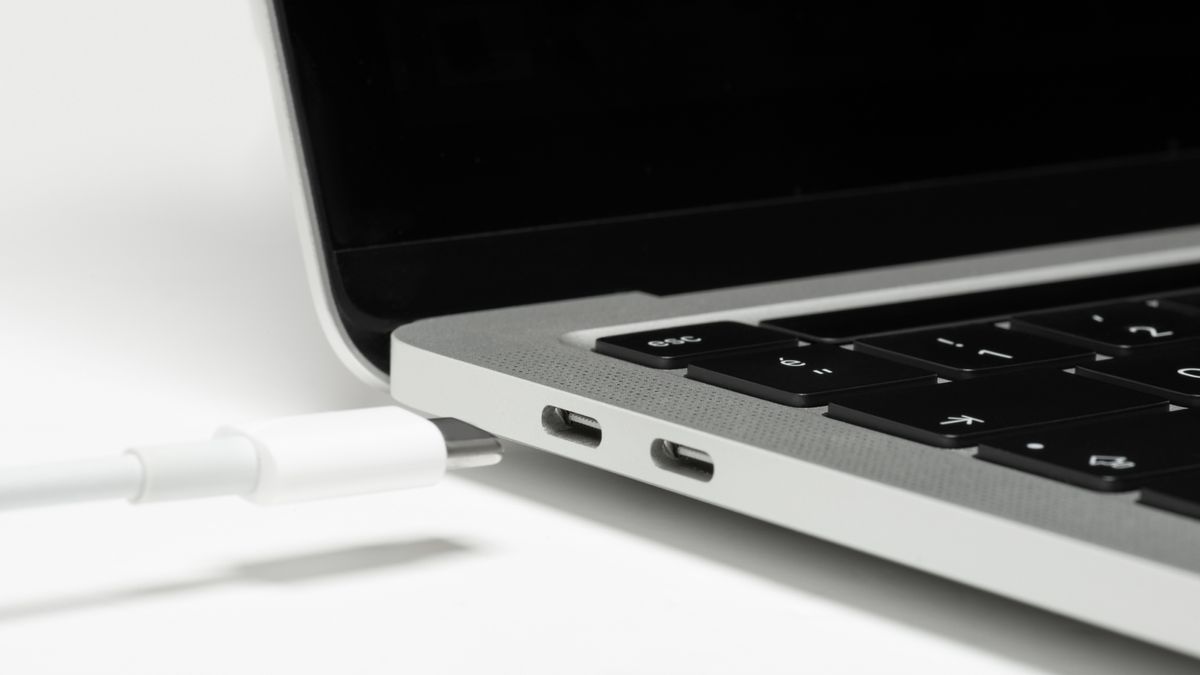 Finally! USB-C charging ports will be required by law in the EU for most portable tech from 2024