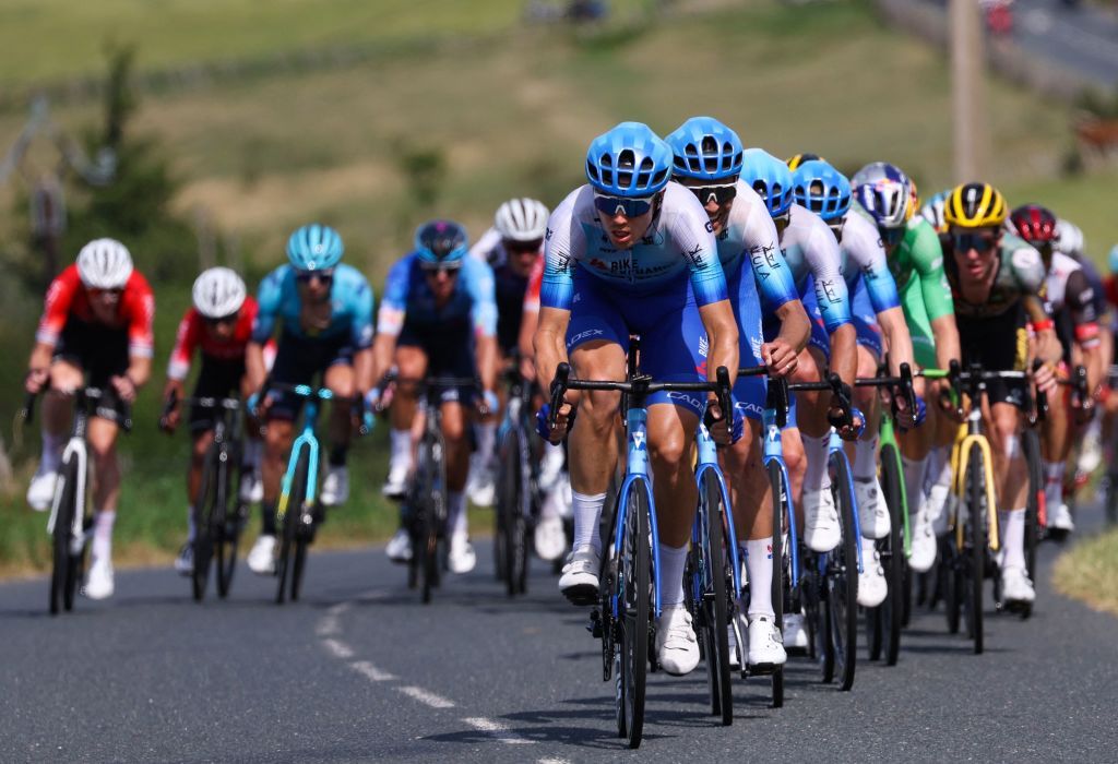 BikeExchange-Jayco miss Tour de France sprint chance after late chase ...