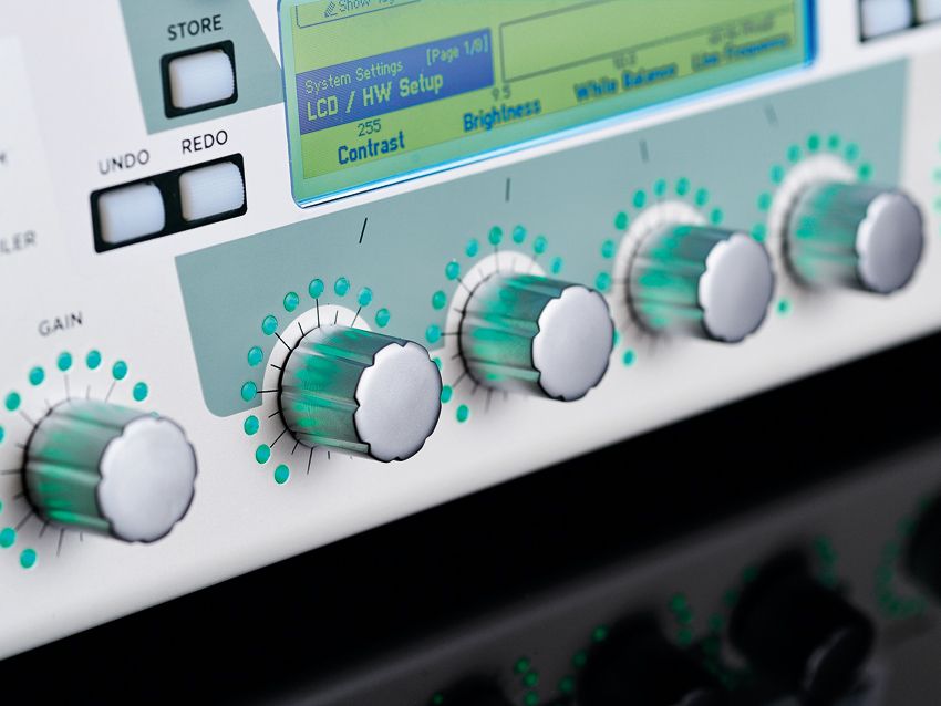 Once your amp is profiled you can further adjust gain, tone and much more besides. Once you've exited the display set-up menu of course. Ahem&hellip;