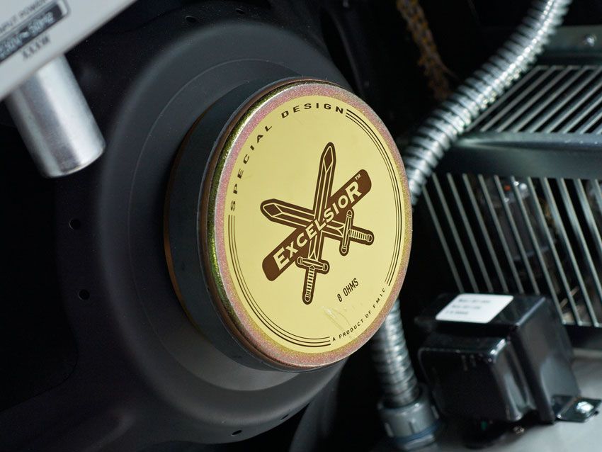 The 15-inch speaker and open-backed cab help to create an immediate 'big amp' feel