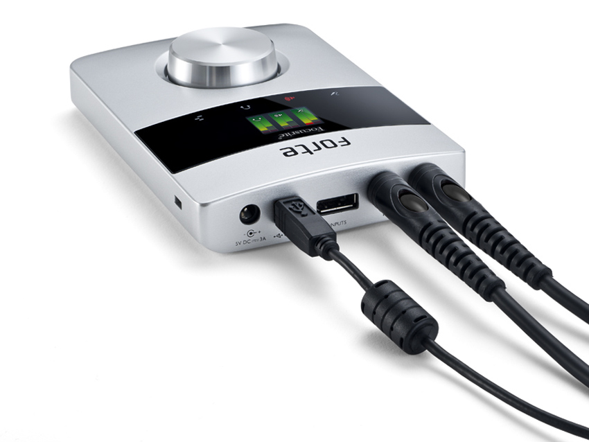 The breakout cable plugs in on the top.