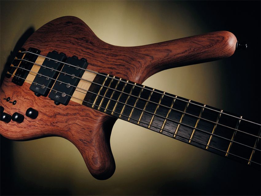 Our test model has bubinga wings although a swamp ash model is available