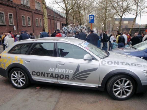 Alberto Contador's car got as much attention as the man himself