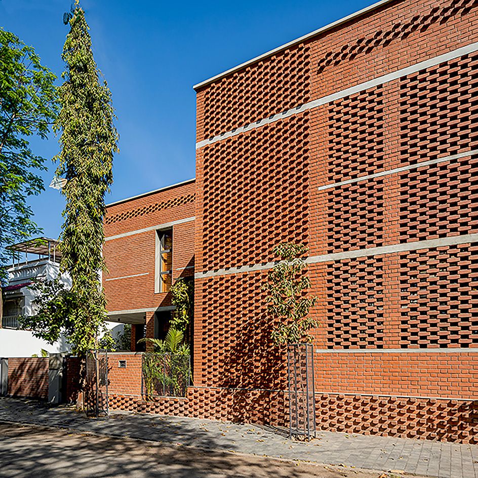 side exterior of An Urban House by MISA Architects