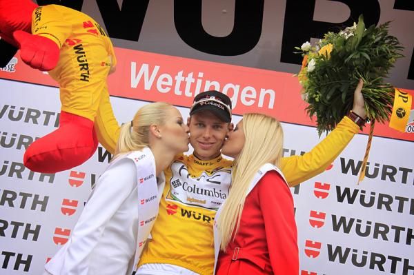 Tony Martin (HTC-Columbia) survived the crash intact and kept the overall lead.