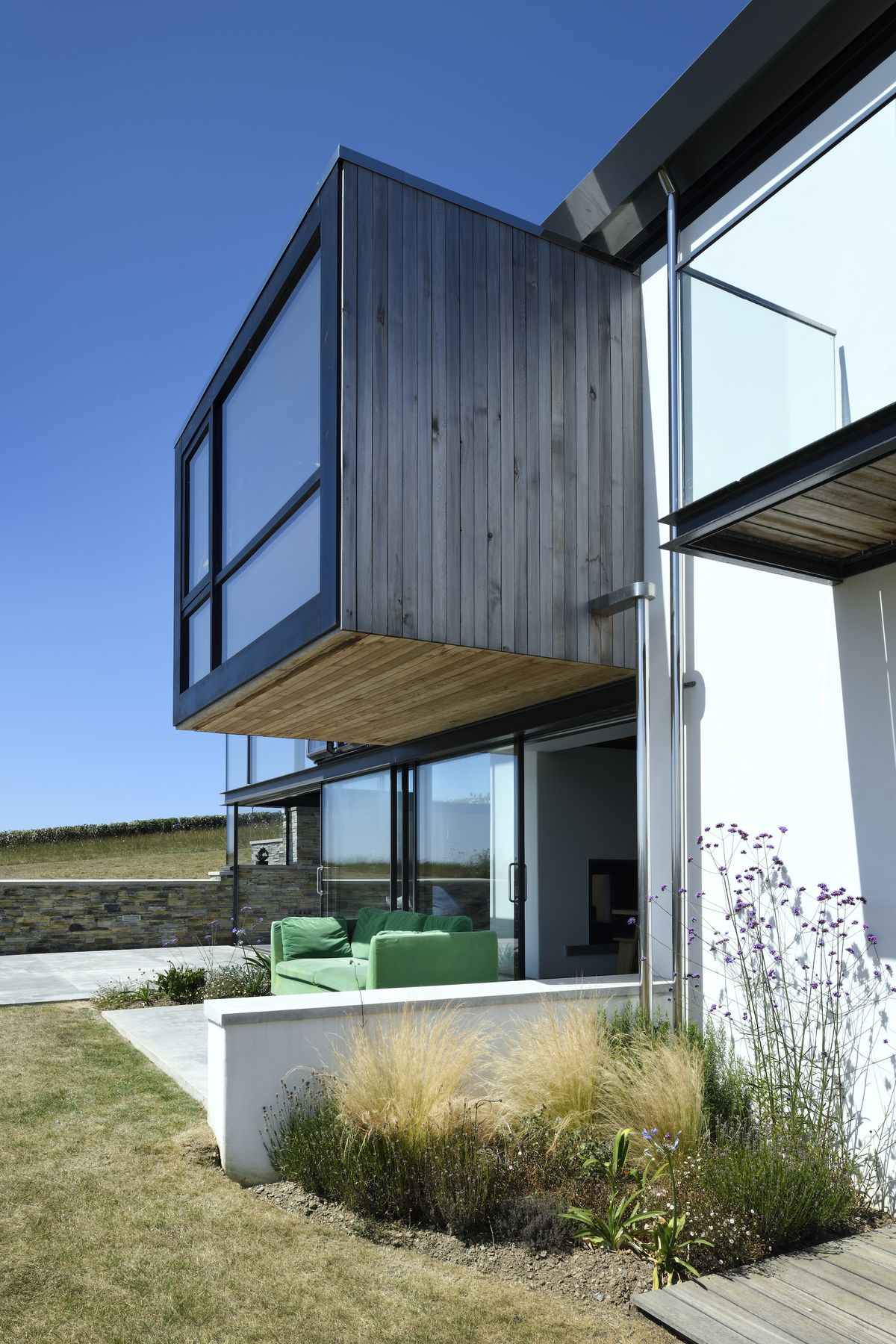 cantilever glazing with home office