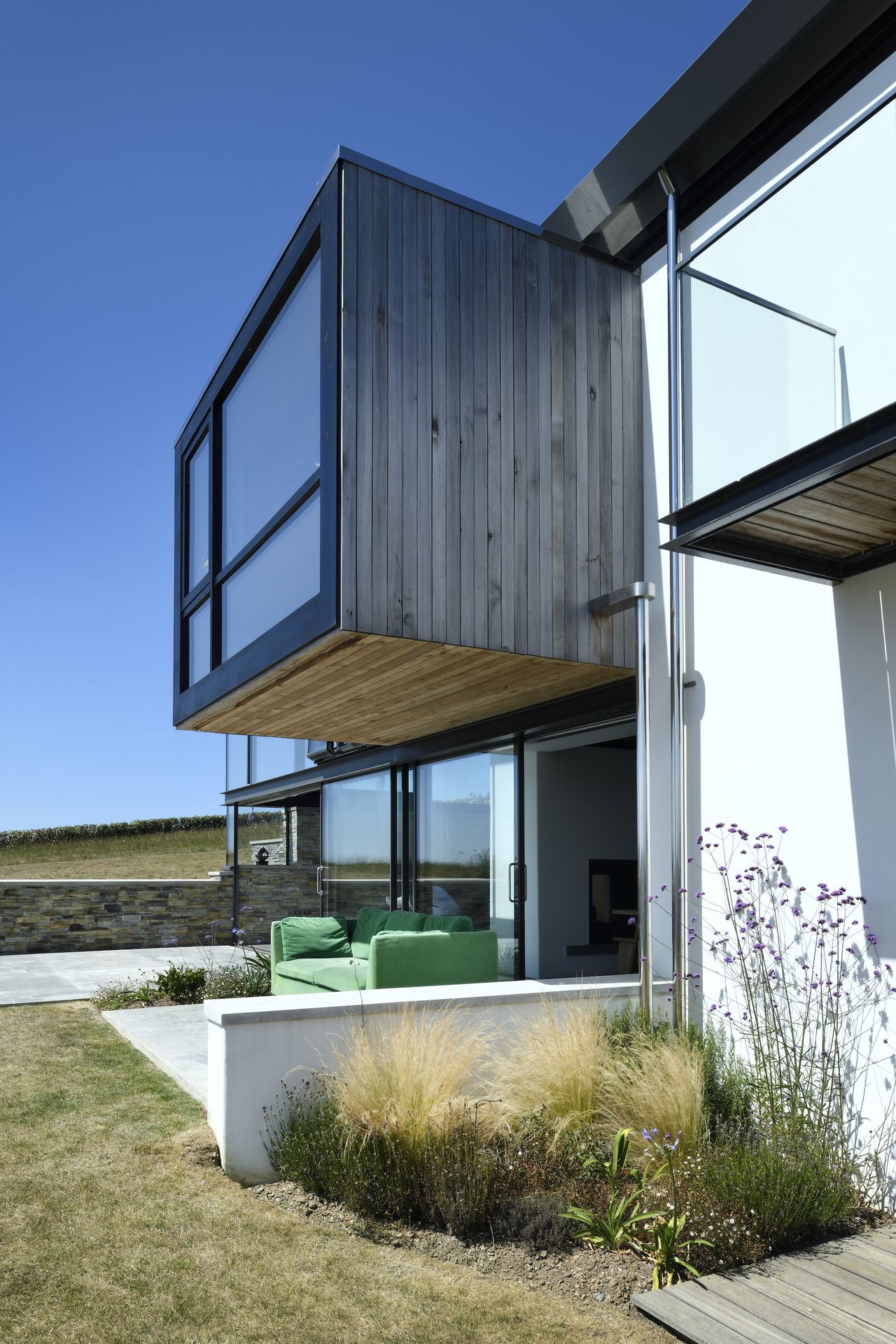 cantilever glazing with home office