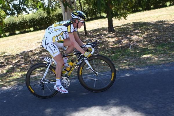Judith Arndt (Team Columbia-HTC) rides up the climb, comfortably over one minute ahead of the bunch
