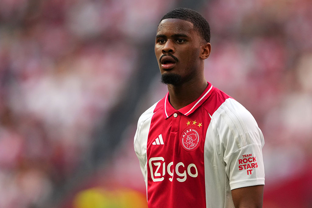 Jorrel Hato in action for Ajax