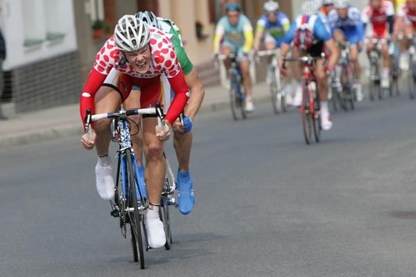 Lasse Hansen gives it full gas.