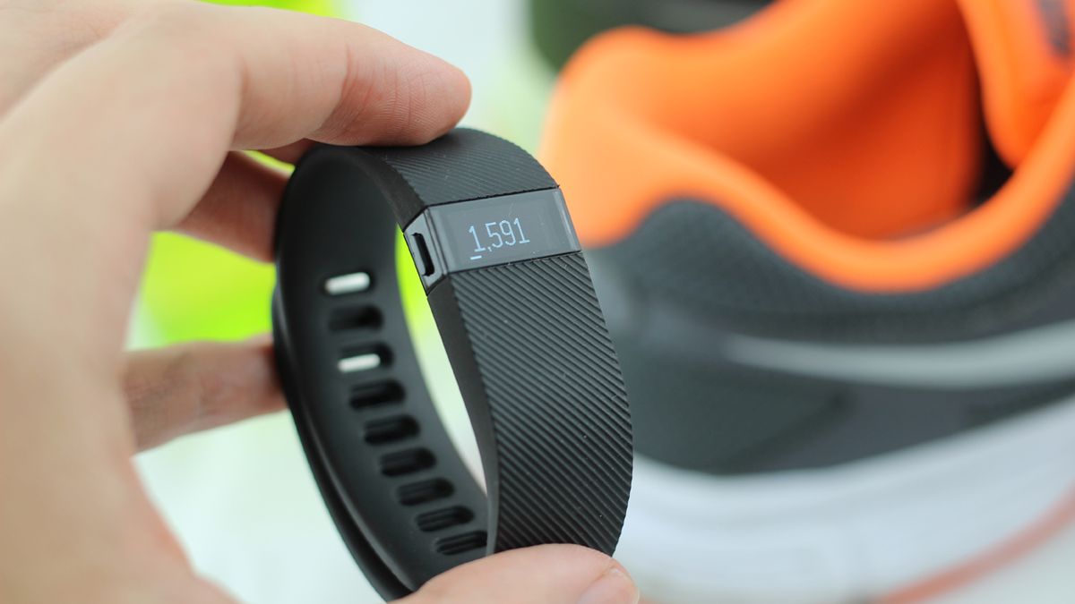 Fitbit Charge HR and Surge are now available to buy, but which should