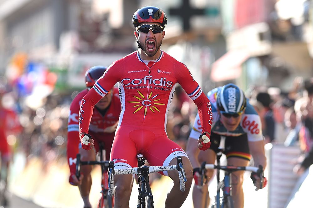 Nacer Bouhanni celebrates his win