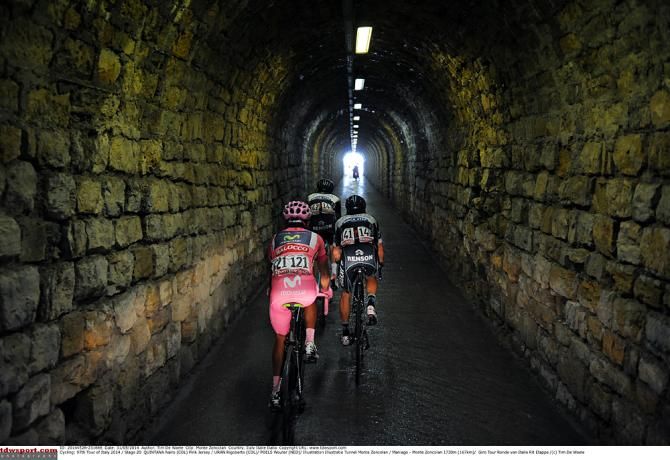 The maglia rosa heads through a brief moment of calm before the mayhem of the Zoncolan finale