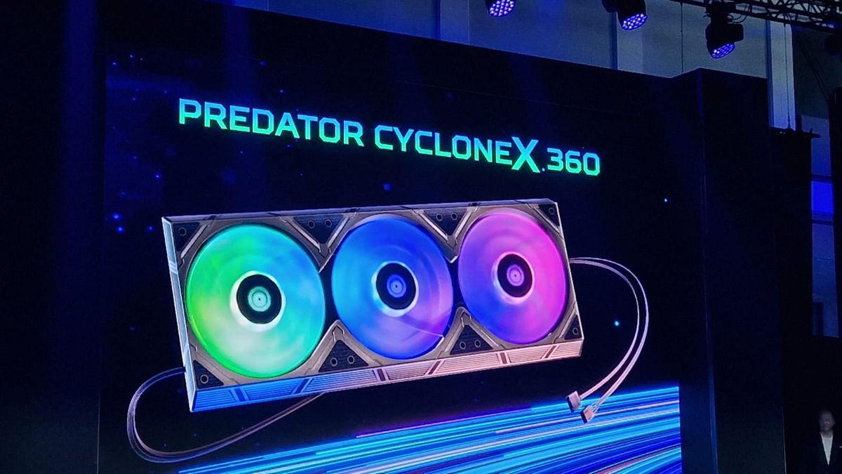 The Predator CycloneX 360 system fan shown off on a presentation stage
