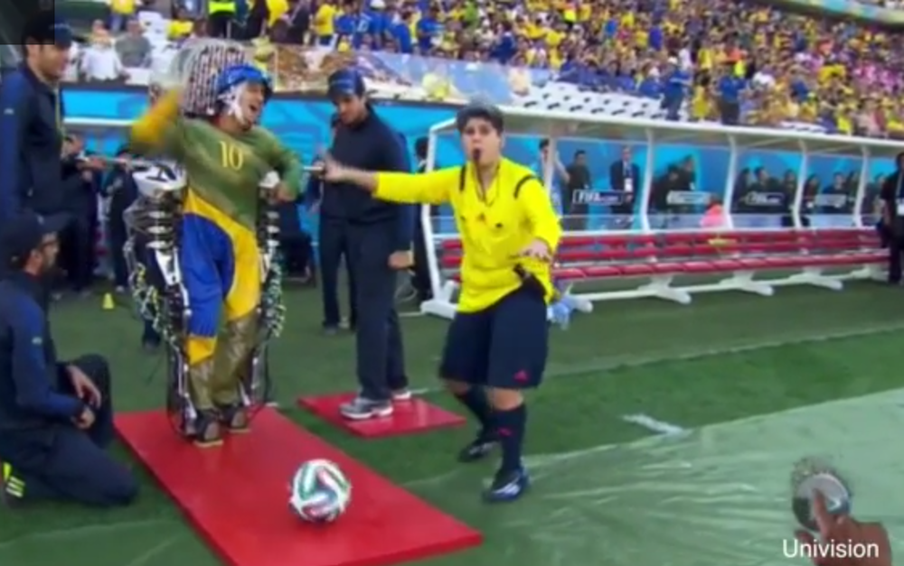 Paralyzed Man Takes First Kick of 2014 World Cup