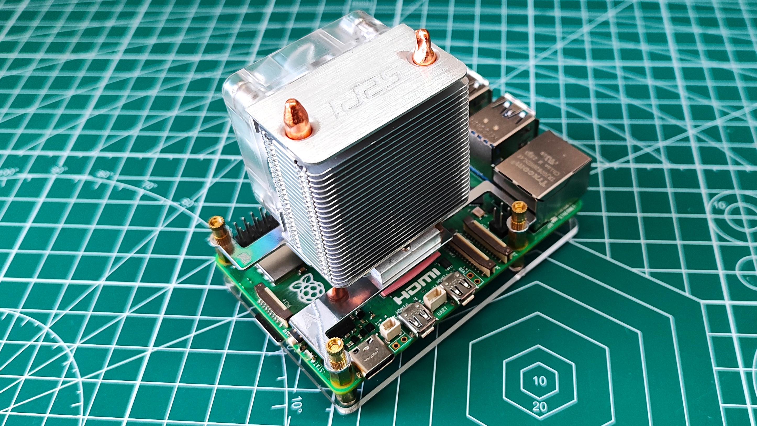 52-Pi Ice-Tower Cooler for Raspberry Pi 5