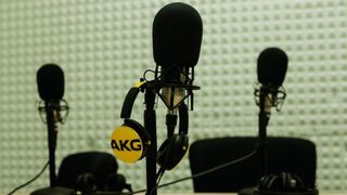 AKG Y50 review