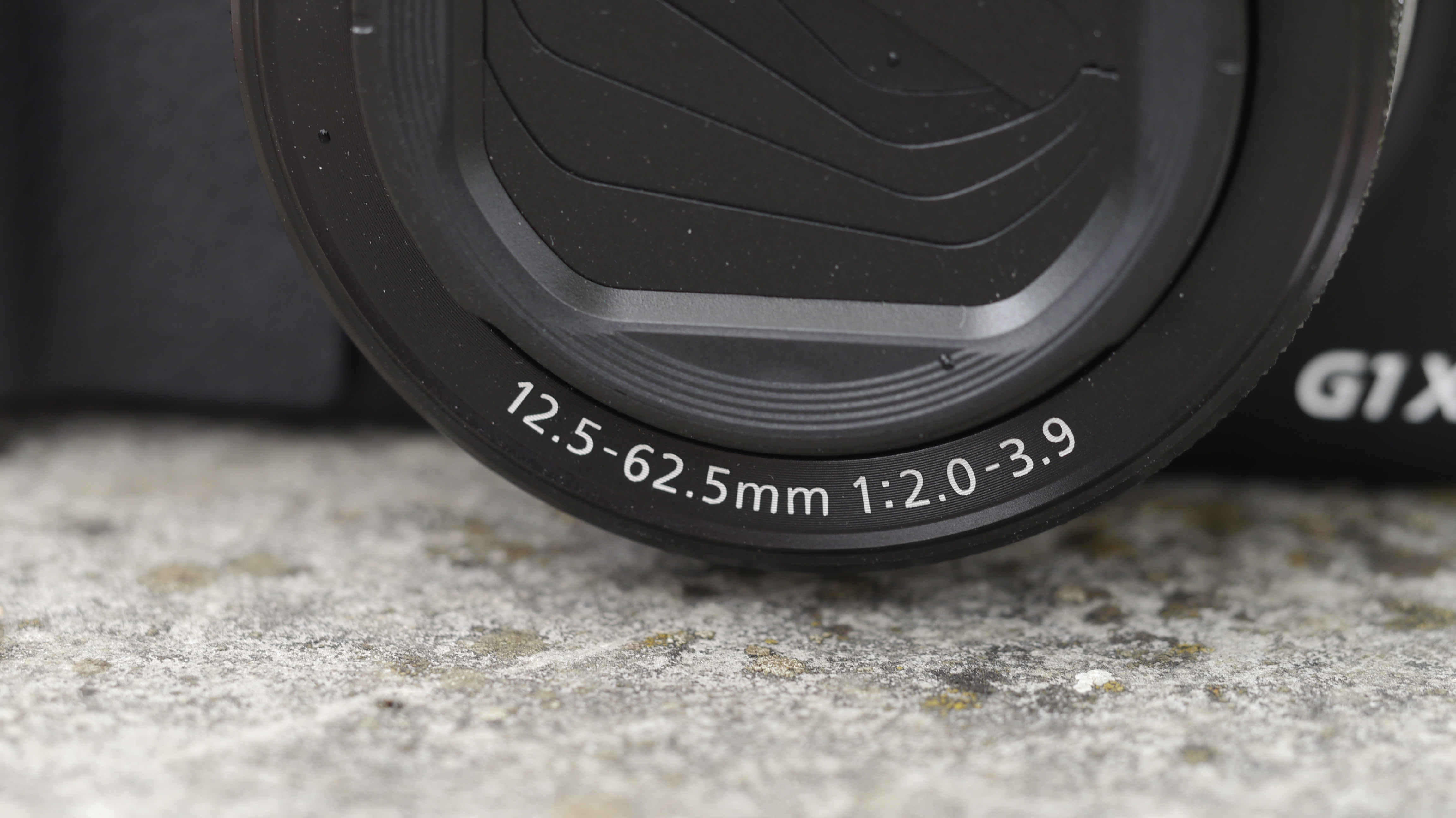 Canon G1 X Mark II
