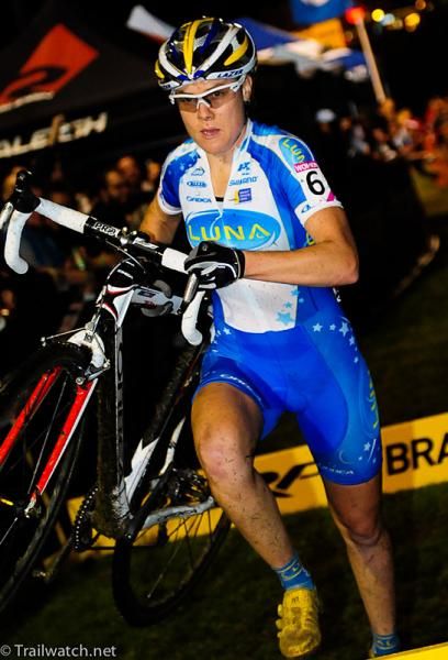 Georgia Gould (Luna Pro Team) racing over the barriers.