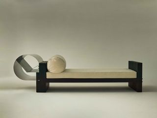 Olivia Bossy daybed