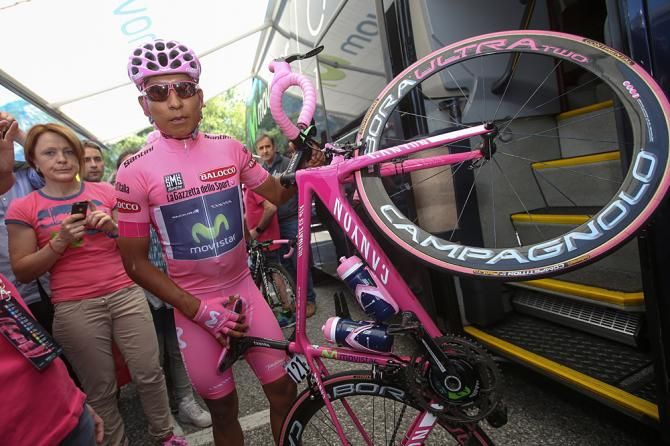 Nairo Quintana and his pink Canyon Ultimate CF SLX