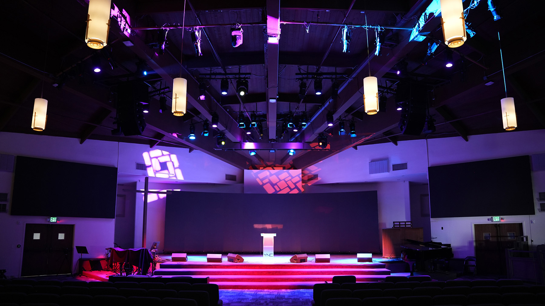 The elektraLite fixtures, installed by Troy Choi of Solid Sound Solution, bring a creatively dramatic flair to the church’s contemporary services.