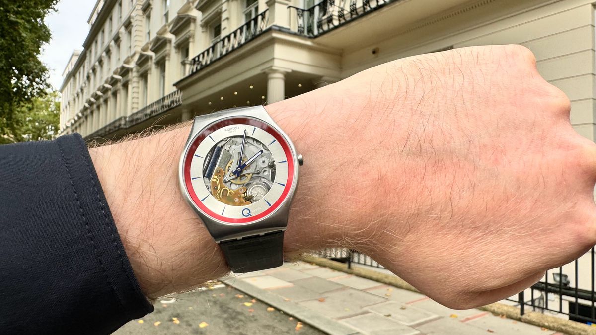 SWATCH(スウォッチ) / クォーツ腕時計/アナログ/レザー/SLV/BLK