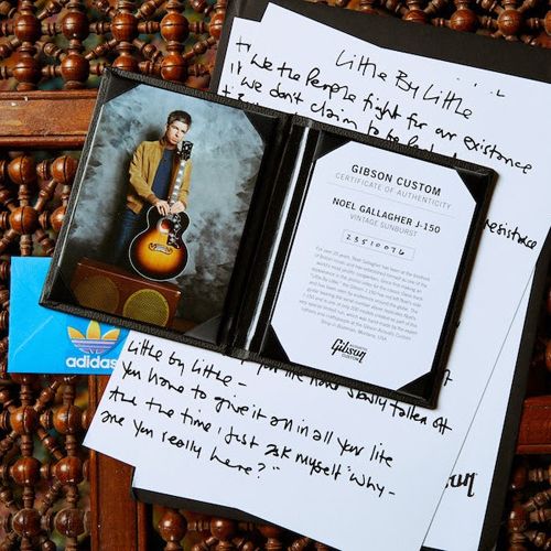 Gibson Noel Gallagher signature J-150 acoustic guitar