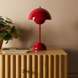 Flowerpot V9 Rechargeable LED Portable Table Lamp