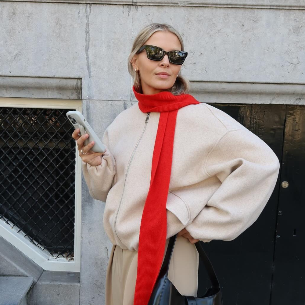 Hollie Mercedes @hollieMercedes wears chic pintrest outfits.