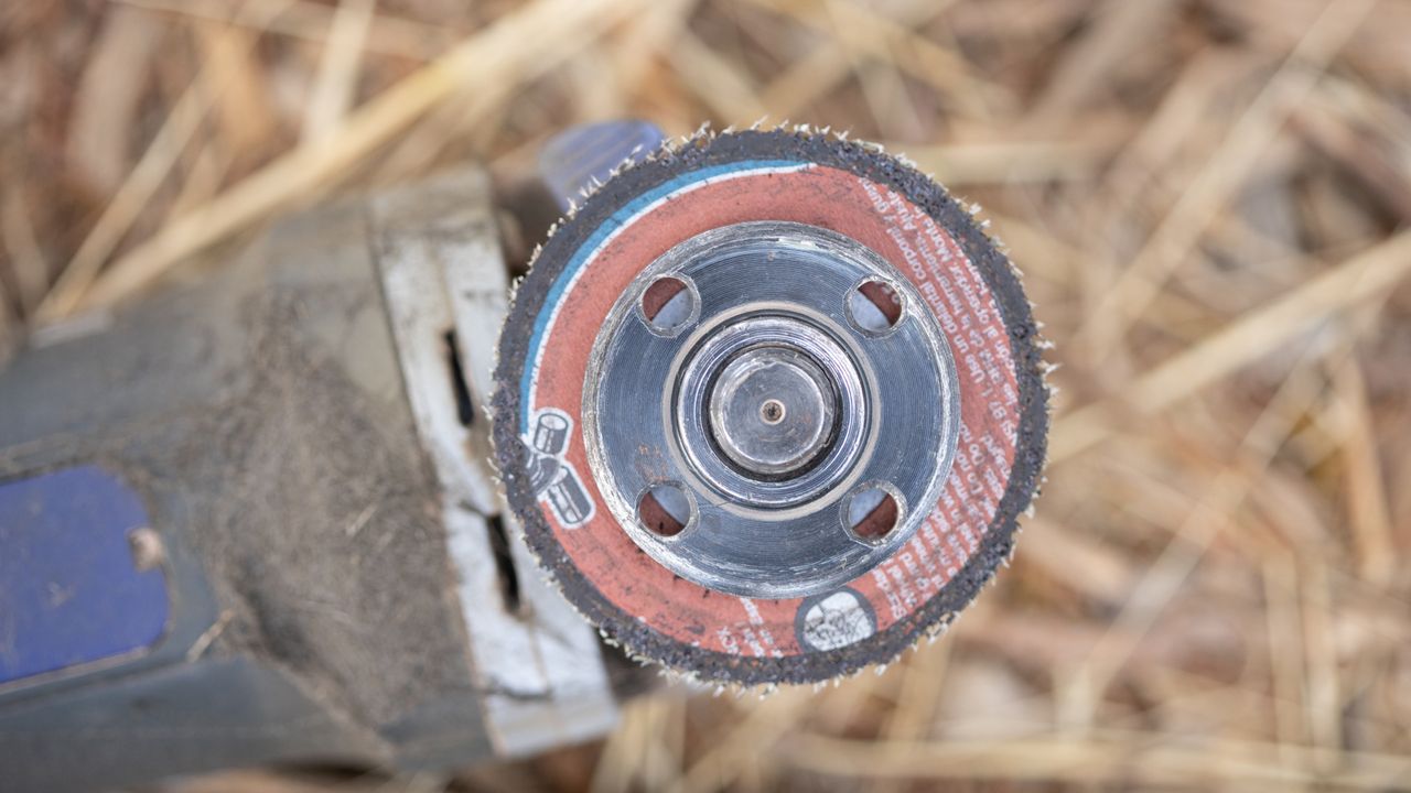 Litelok x1 bike lock worn grinder disc