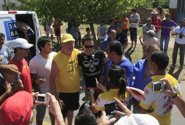 The crowds love Alberto Contador