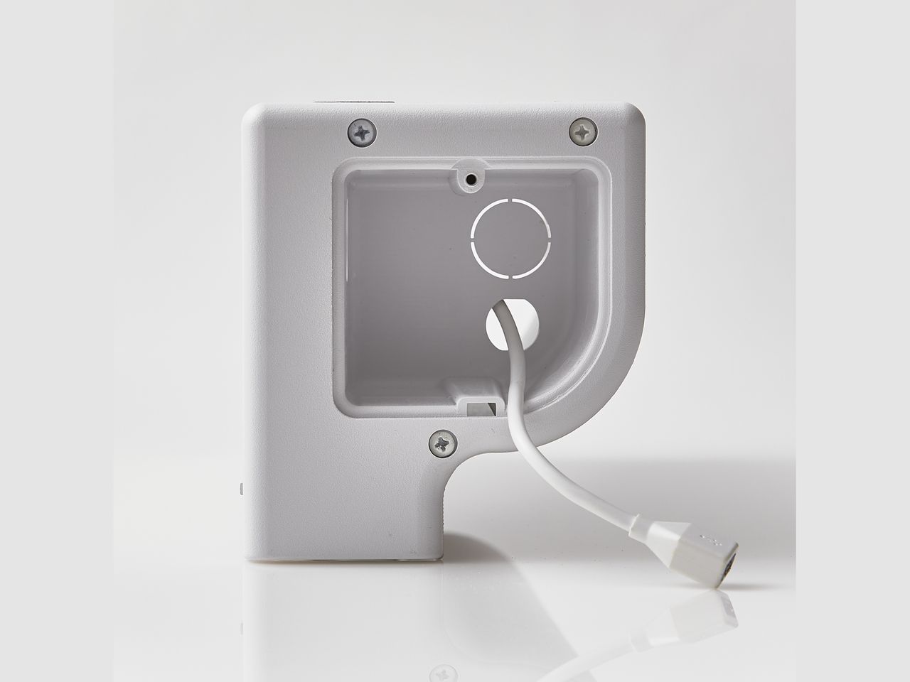 Da-Lite, a Brand of Legrand AV, Tensioned Designer&reg; Contour&reg; with Agility&trade; Battery Motor Option