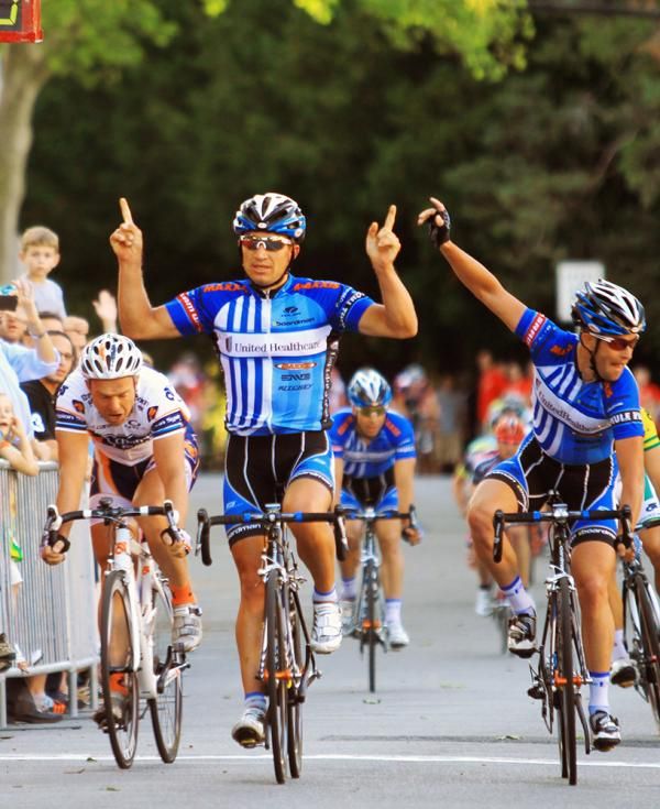 United Healthcare Professional shows Basking Ridge how it&rsquo;s done with a beautiful finishing sprint.