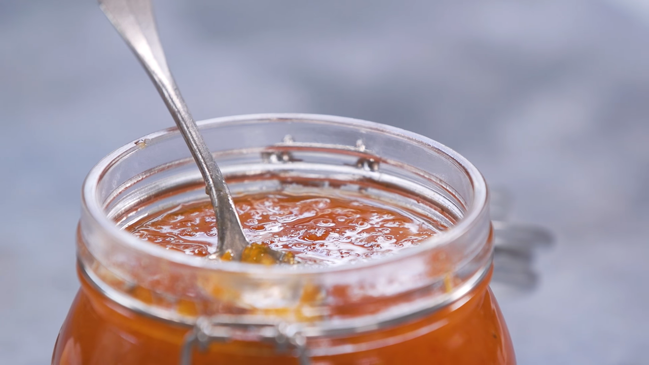 Apricot jam