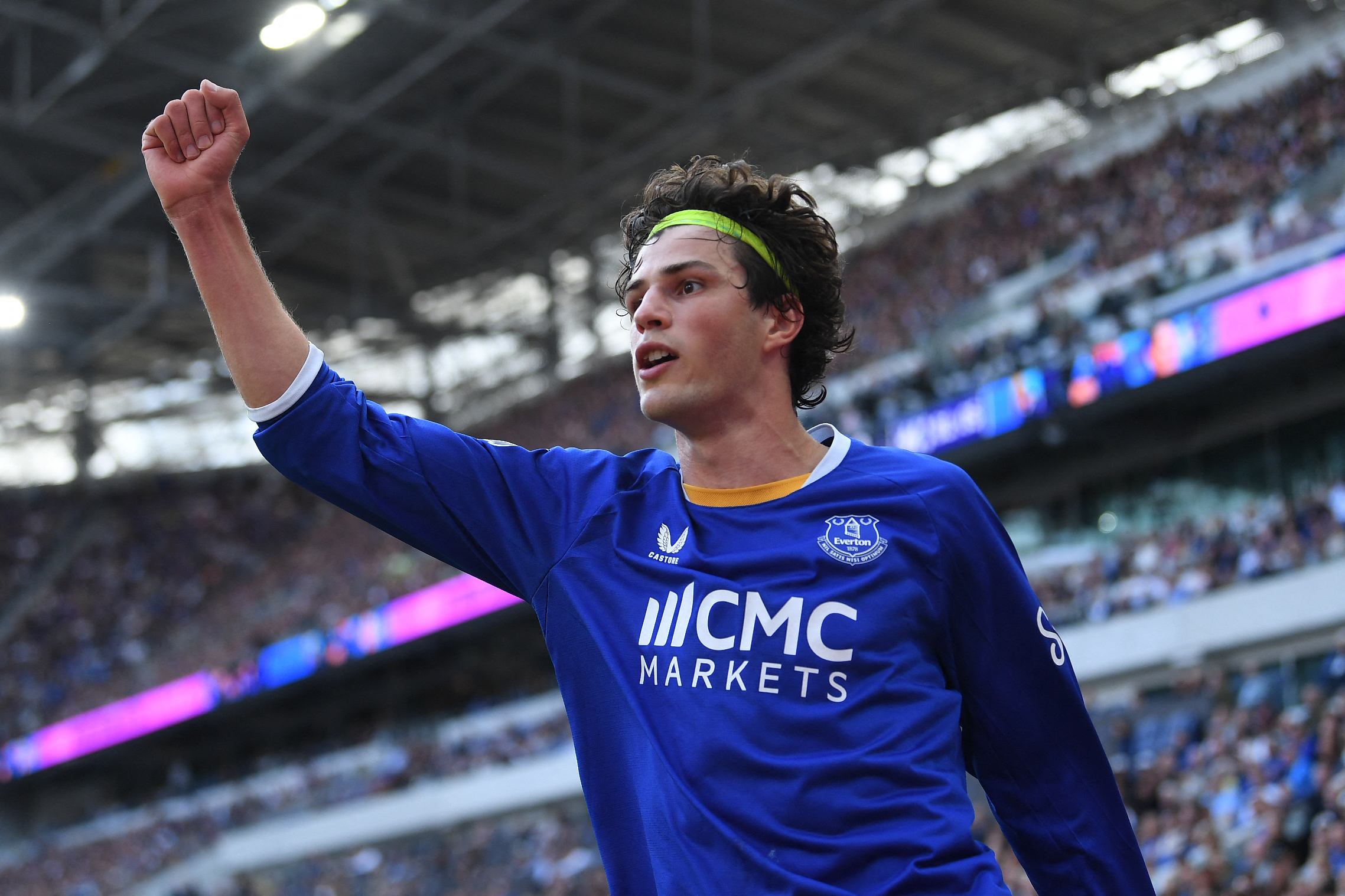 Merlin R&ouml;hl reacts during the English Premier League football match between Everton and Crystal Palace at Hill Dickinson Stadium