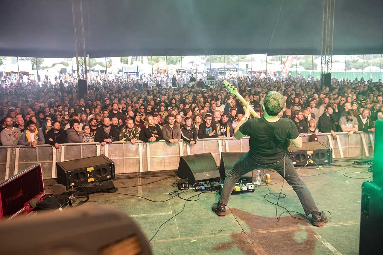 Pelican performing live