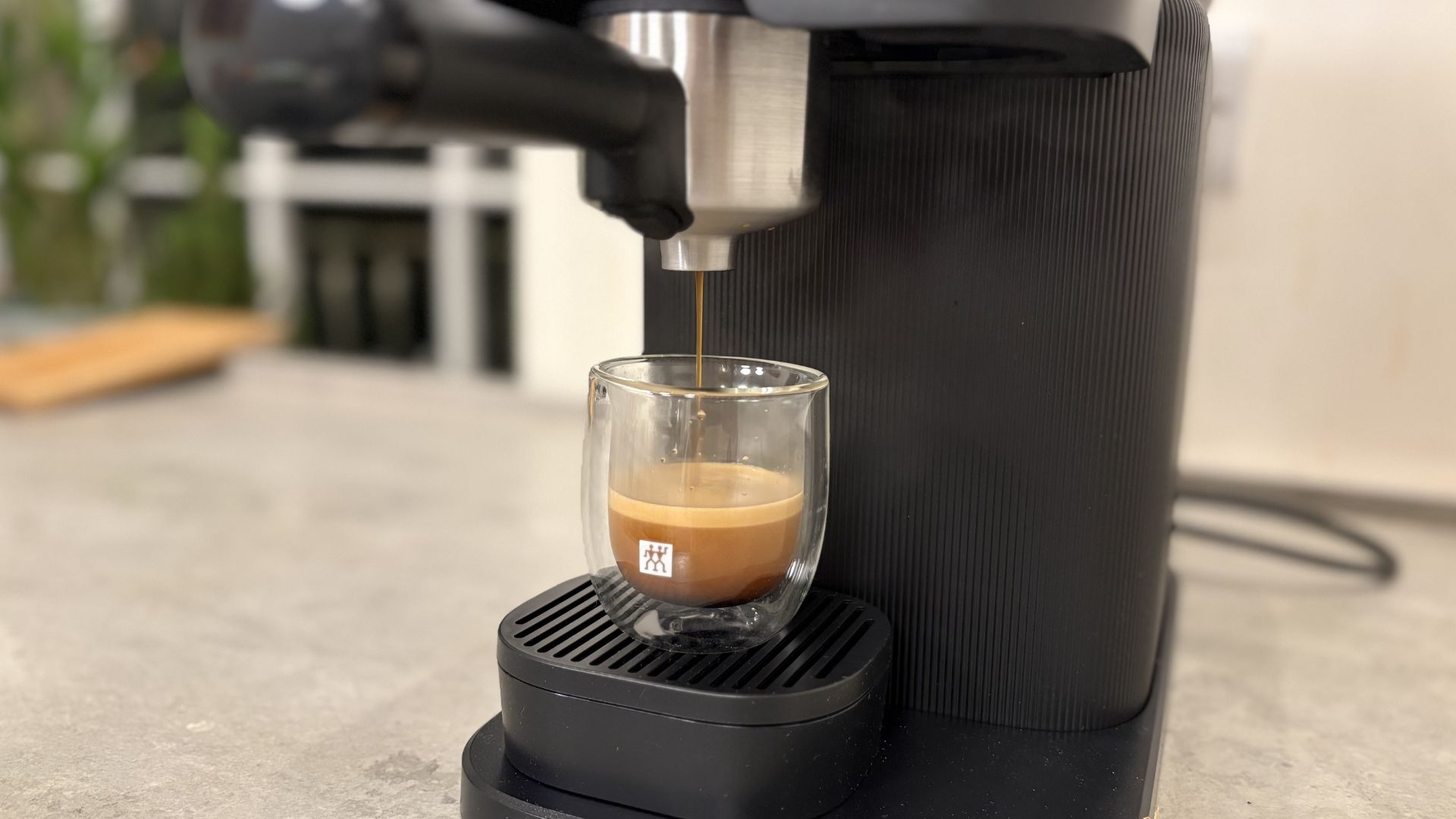 Testing the Philips Baristina Coffee Machine