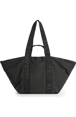 Esme Tote