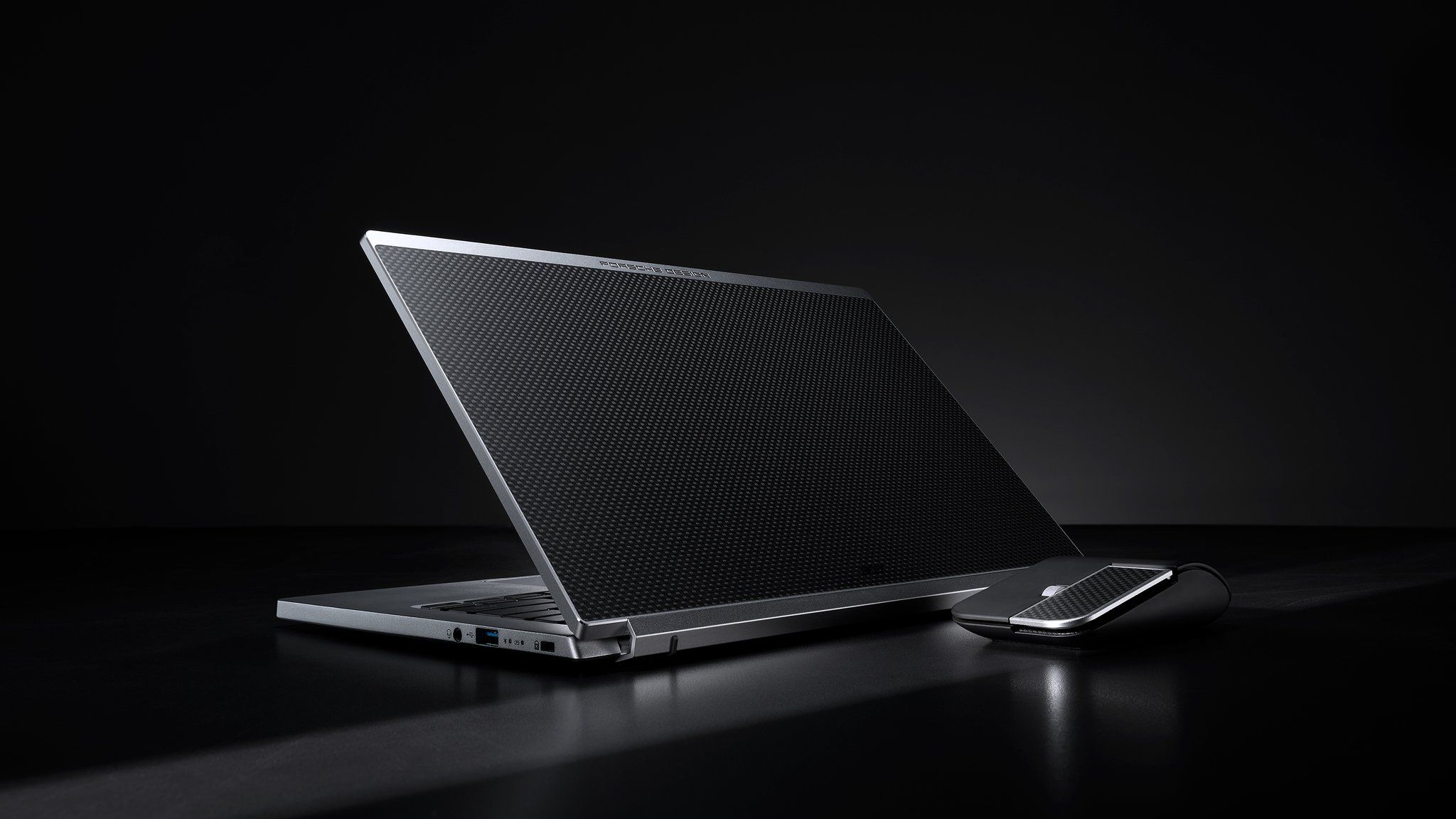 希少　PORSCHE DESIGN NOTE PC 15.6インチ Porsche Design Acer Book RS is dripping with bold style | Windows