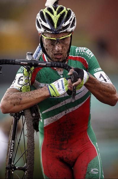 Italian champion Enrico Franzoi (Liquigas) finished in 8th place.