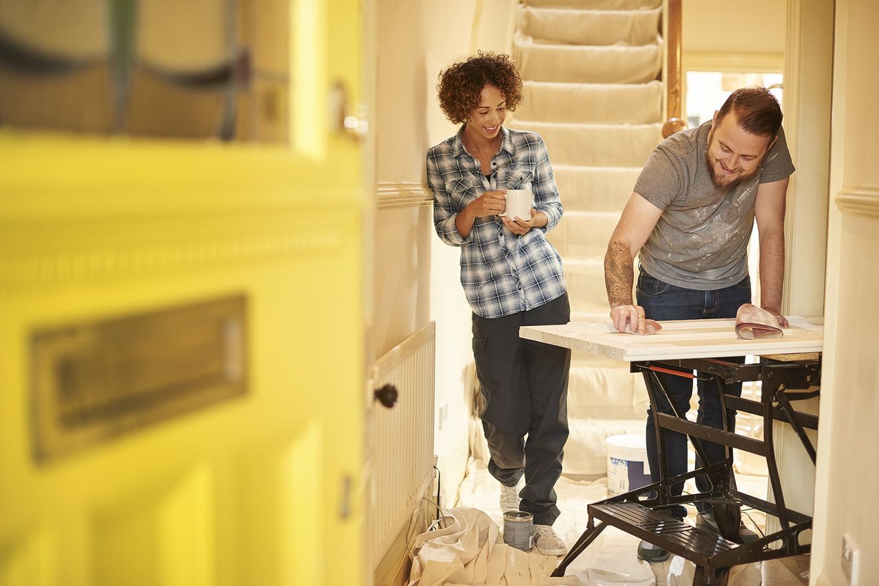 Learn how to paint a door and it&#039;s a DIY skill you&#039;ll use for life