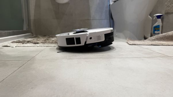 Shark PowerDetect UV Reveal lifting its mop pad