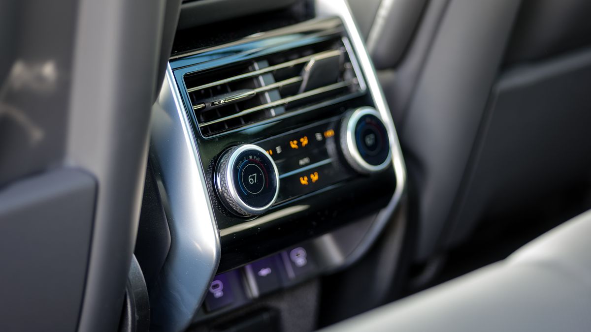 2025 Range Rover L460 test drive.