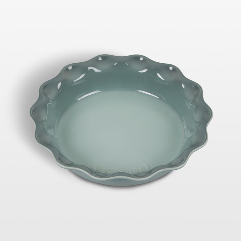 Le Creuset &amp;reg; Heritage 9&quot; Sea Salt Ceramic Pie Dish
