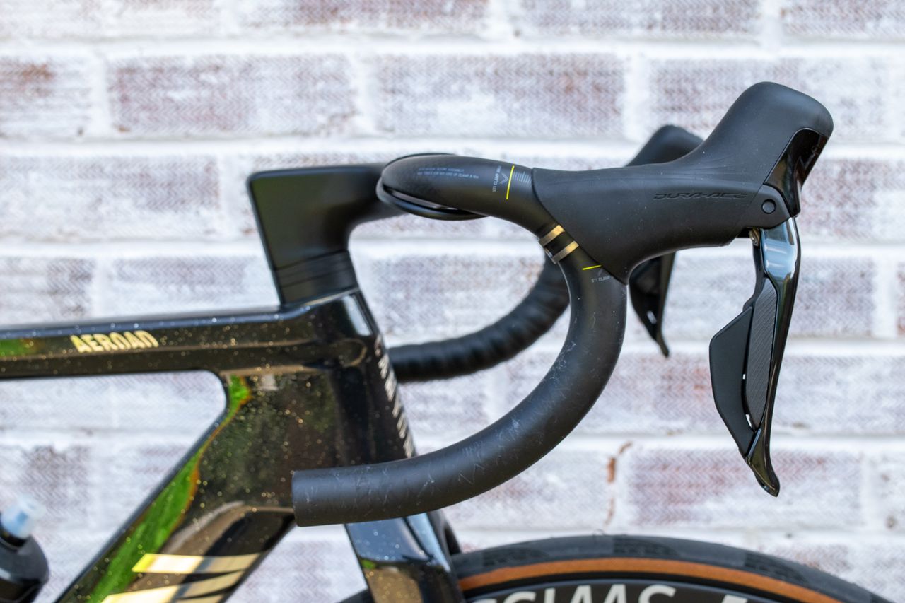 The Canyon Aeroad CFR handlebar