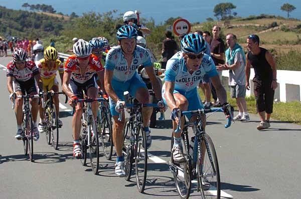 Levi Leipheimer (Gerolsteiner) leads proceedings