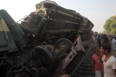 Train collision near Multan, Pakistan
