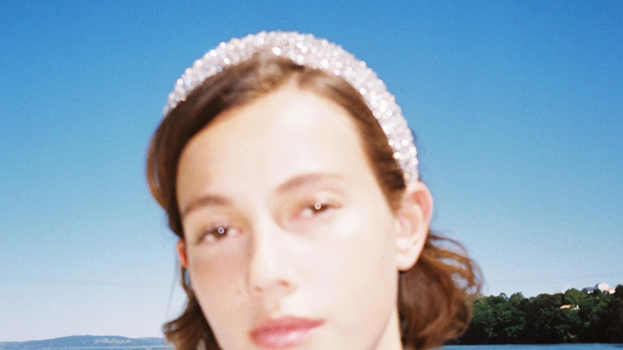 This Zara headband sold out within hours (but it display picture 2