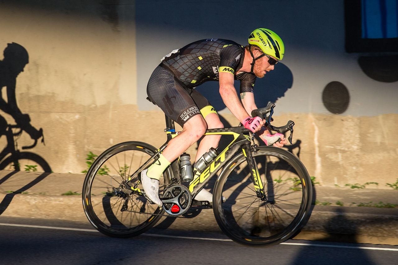 John Murphy (Holowesko) moving up in the field